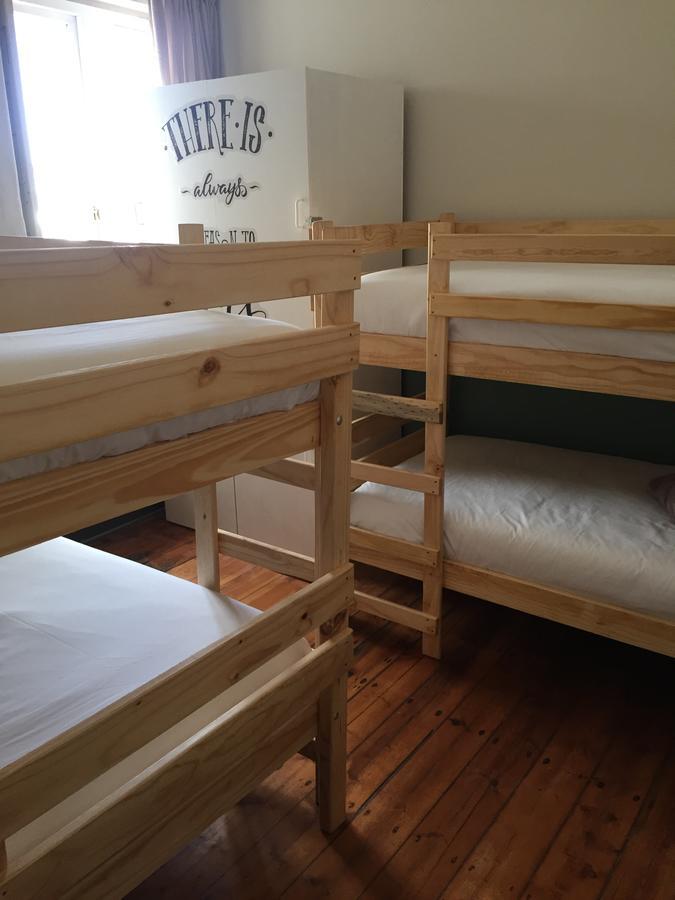 Wanderlust Backpackers Hostel Kaapstad Buitenkant foto
