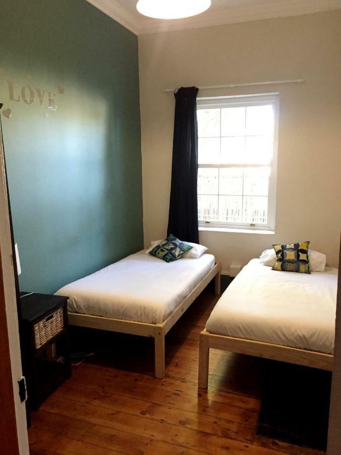 Wanderlust Backpackers Hostel Kaapstad Buitenkant foto